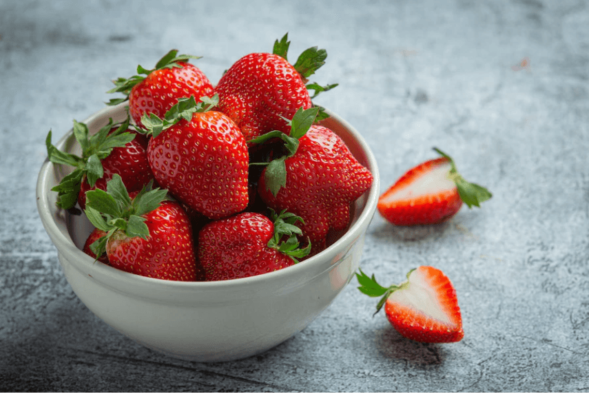 Strawberry: Nutritional Value, Benefits, And Side Effects